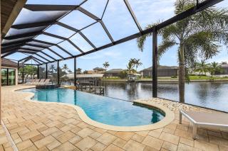 Luxury, Sunsets, Heated Infinity Pool, Spa, Pool Table, Bikes & Kayaks - Villa Coral Bay - Roelens - Cape Coral - 9