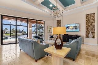 Luxury, Sunsets, Heated Infinity Pool, Spa, Pool Table, Bikes & Kayaks - Villa Coral Bay - Roelens - Cape Coral - 3