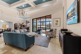 Luxury, Sunsets, Heated Infinity Pool, Spa, Pool Table, Bikes & Kayaks - Villa Coral Bay - Roelens - Cape Coral - 2