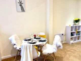 Eastbourne Pier Apartments - 6