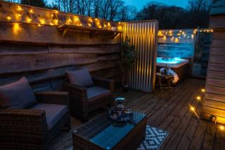 The Chapel at Pickwell Manor - 8