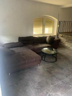 Tolle Terrassen Wohnung nähe Hessingklinik - 3