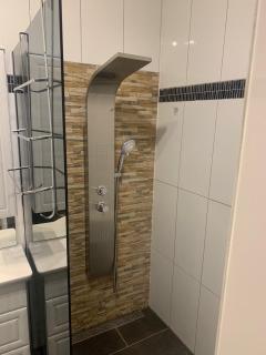 Tolle Terrassen Wohnung nähe Hessingklinik - 2