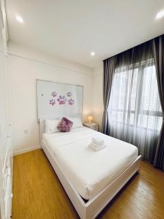 Masteri Thao Dien - 2 Bedroom Sunset View with Pool GYM BBQ - District 2 - Ho Chi Minh - 6