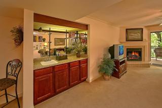 Gatehouse Condos - 106 Holiday home - Gatlinburg - 4
