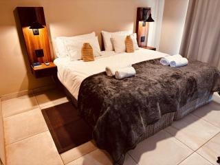 Flying Ostrich Guesthouse & Self-catering Accommodation - Mariental - 2