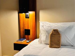 Flying Ostrich Guesthouse & Self-catering Accommodation - Mariental - 1