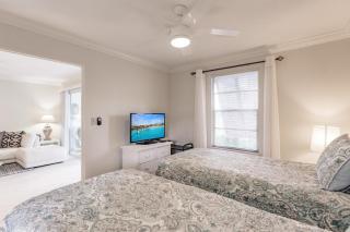 1128 PL Escape to this Pondside Paradise - Sarasota - 1
