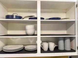 4 Apartments with 4 Bedrooms and Parking plus WIFI - 1