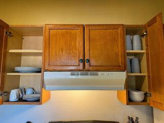 6 Beds plus Sofa Bed Sleeps 8 Spacious Crew Housing - Pittsburgh - 5