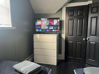 Beautiful Country Home 7 Beds Sleeps 9 - Johnstown - 2