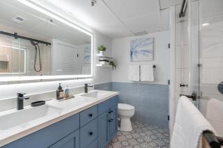 Modern Oceanfront 1 Bedroom Condo, Prime Location, Stunning Views at Beach Cove Resort - 6