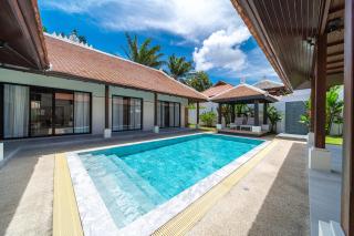 Luxury 4 Bedrooms 800 square meters of large space Private swimming pool private kitchen service Family and friends vacation - - 3