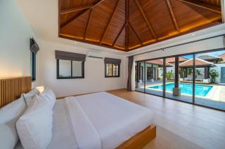 Luxury 4 Bedrooms 800 square meters of large space Private swimming pool private kitchen service Family and friends vacation - - 7