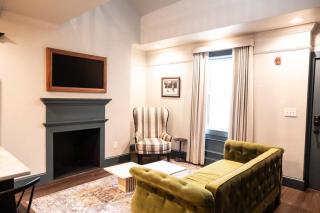 The Gas Lamp Hotel - 3BR Suite - Philadelphia - 8