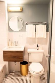 The Gas Lamp Hotel - 3BR Suite - Philadelphia - 3