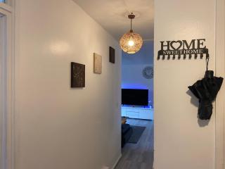 Cozy City Apartment in Birmingham - 6