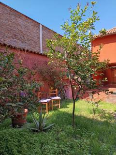 Hermosa casa interior con jardín y estacionamiento, a 10 min del Centro de Santiago - 7