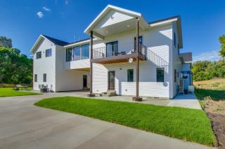 Cub River Canyon Suite with Shared Backyard! - Preston - 8