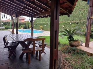 Casa com piscina - Bertioga - 9