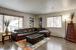 Waterfront Apt, Walk to Town and Coastal Trail! - Anchorage - 5