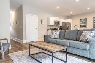 The Sycamore at Ducks Landing - 5