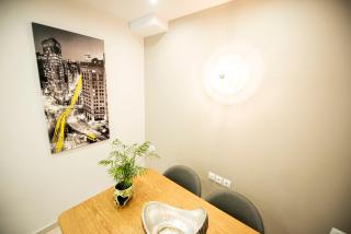 Ολόκληρο νέο διαμέρισμα 'Home Downtown' - Atene - 0