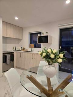 CBD Apartment 2 - 2 Bed 2 Bath - Christchurch - 7