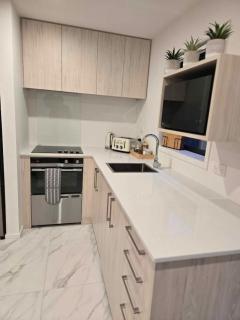 CBD Apartment 2 - 2 Bed 2 Bath - Christchurch - 1