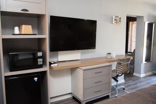 Columbus Inn and Suites - Columbus - 9