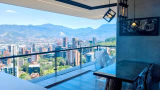 Apartamento de Lujo con Vista Panorámica en Medellín - Medellín - 5