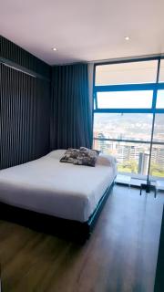 Apartamento de Lujo con Vista Panorámica en Medellín - Medellín - 4