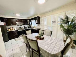 R3 Private Room Near Airport - Mississauga - 5