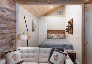 Bugsy's Hideout - Lake Arrowhead - 1