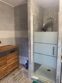 chambre spacieuse avec sauna - Vern-sur-Seiche - 1