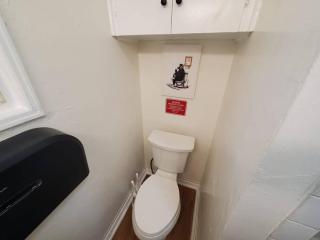 Hollywood - Budget Private Quiet 2nd Flr 1BR and 1BA - Los Angeles - 3