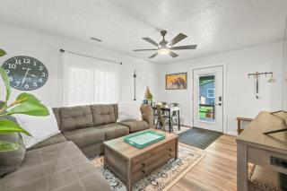 Bear Creek Cottage - 2