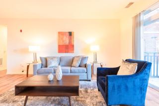 Modern Apt with Balcony ALH-12211 - Lexington - 5