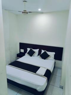 Grace Tourist Home - Ernakulam - 9