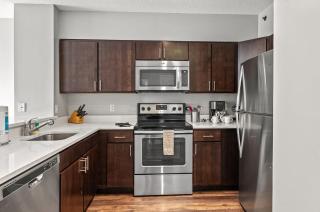 Modern Apt Near Downtown - BSC-103F - White Plains - 4