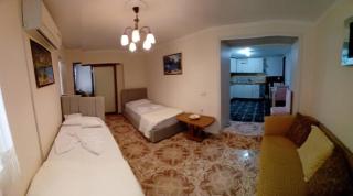 Gogo's Sea Side Apartment - Sarandë - 3