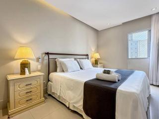 Sea View 3 Suites Beach Service Spacious - Guarujá - 9