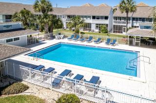 Magnolia By the Sea- by Holiday Isle Properties - Destin - 8
