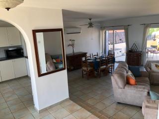 Cottage-Style 3 bed Villa - Pool Views, Walk to Beach, Sleeps 6 - Khlorakas - 8