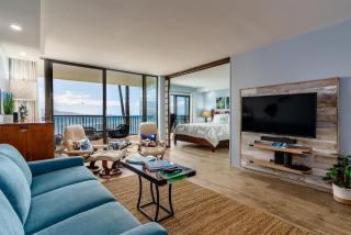 Oceanfront Abode Remodeled in 2021 Sleeps 6 - Wailuku - 8