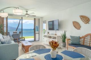 Oceanfront Oasis – Renovated Summer of 2023 - Wailuku - 9