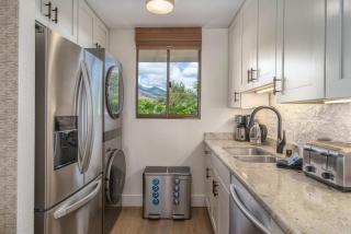 Chic Condo— Renovated & Refurnished 2023 / 2024 - Wailuku - 7