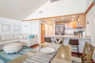Spacious Beachfront — Sleeps 6 — Ocean Views - Kihei - 7