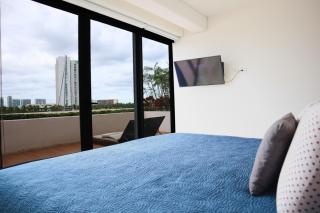 Luxury Apt with Balcony, Marina Puerto Cancún - 4
