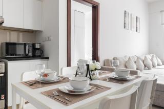 Binghatti Gateway by SIMPLY COMFORT - Dubai - 4